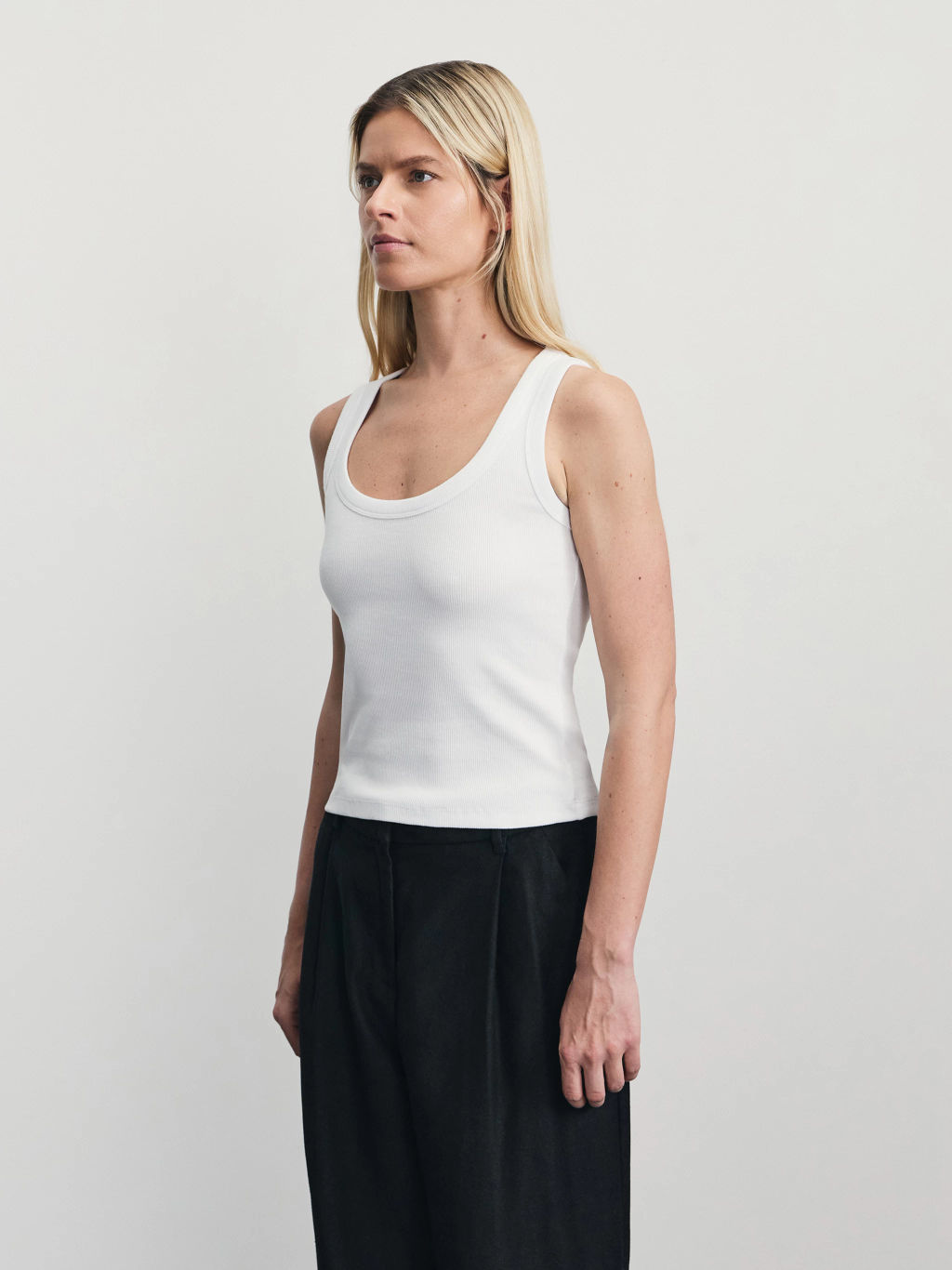 Базовый топ в рубчик / Zarina  фото 4