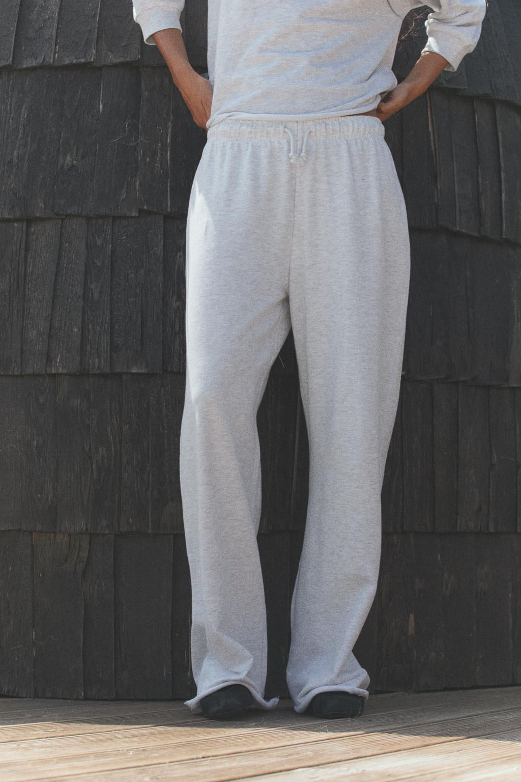 FADED-EFFECT PLUSH JOGGER TROUSERS - Zara фото 7