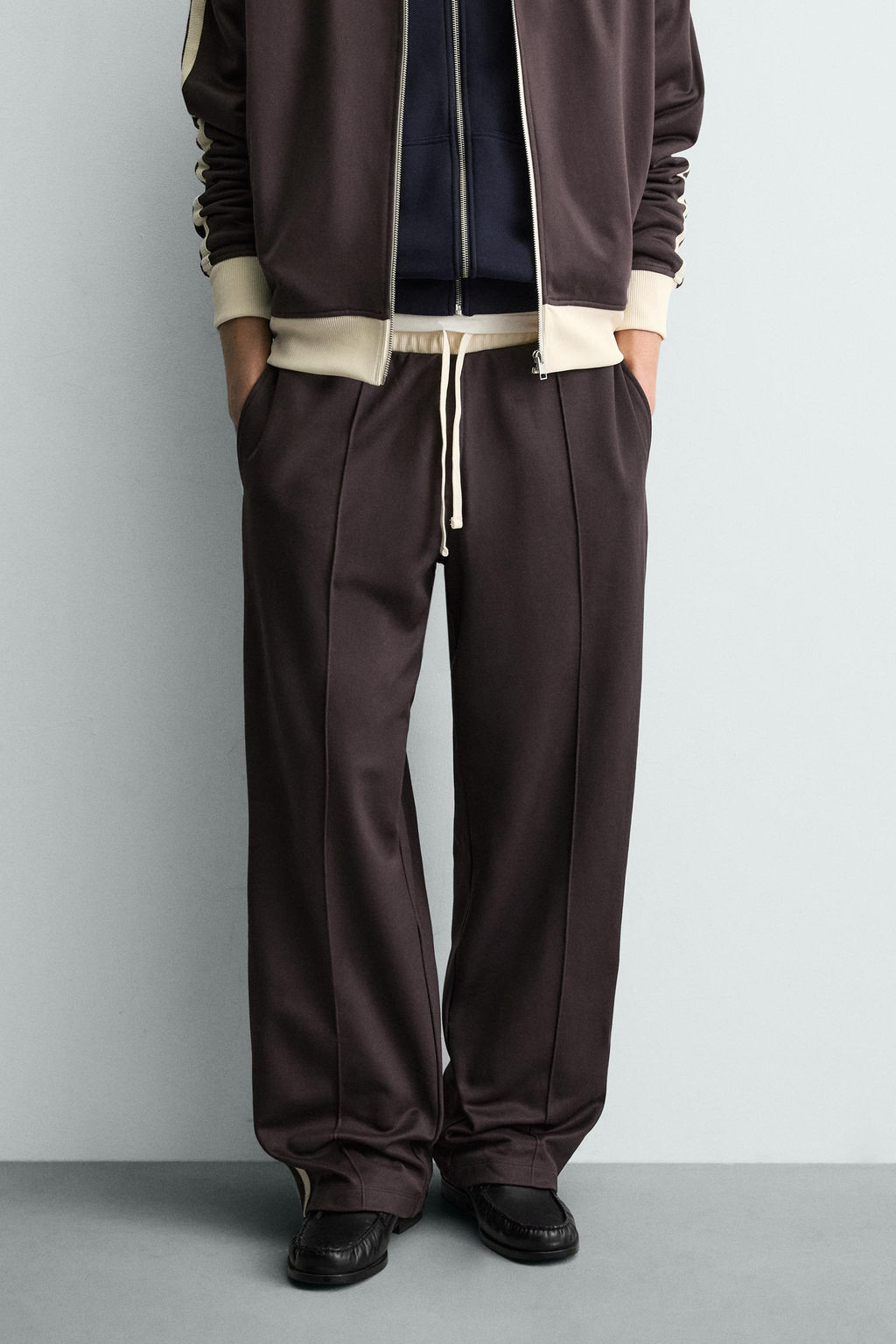 PANTAL?N JOGGER WIDE FIT BANDAS / Granate oscuro - Zara фото 10