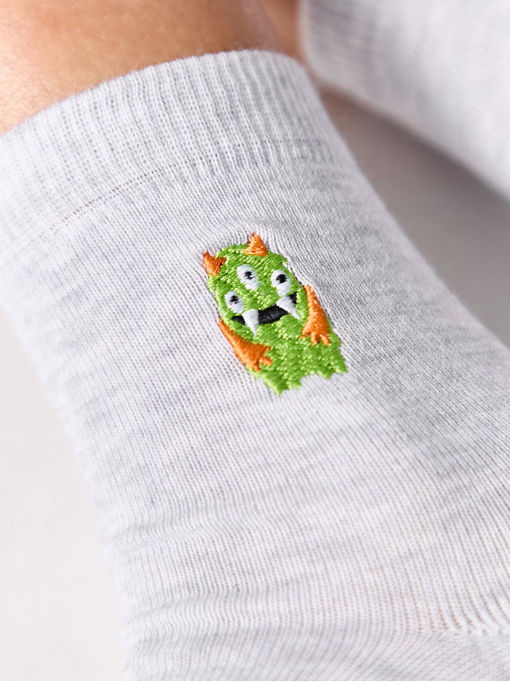 Цена за 2 пары. Носки классические CONTE-KIDS Однотонные хлопковые носки с вышивкой TIP-TOP - Conte elegant фото 3