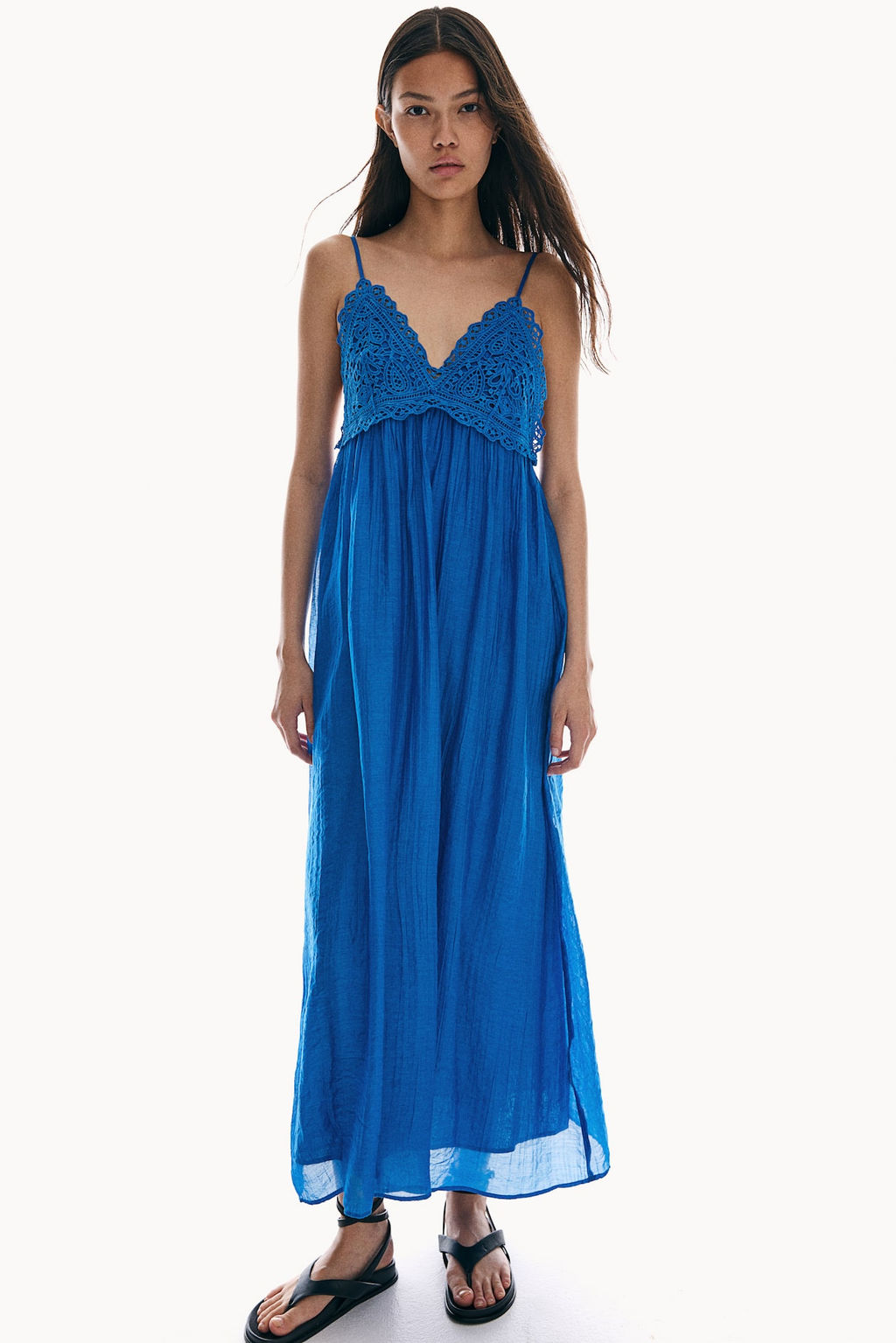 Vestido de tirantes con detalle bordado - H&m фото 2