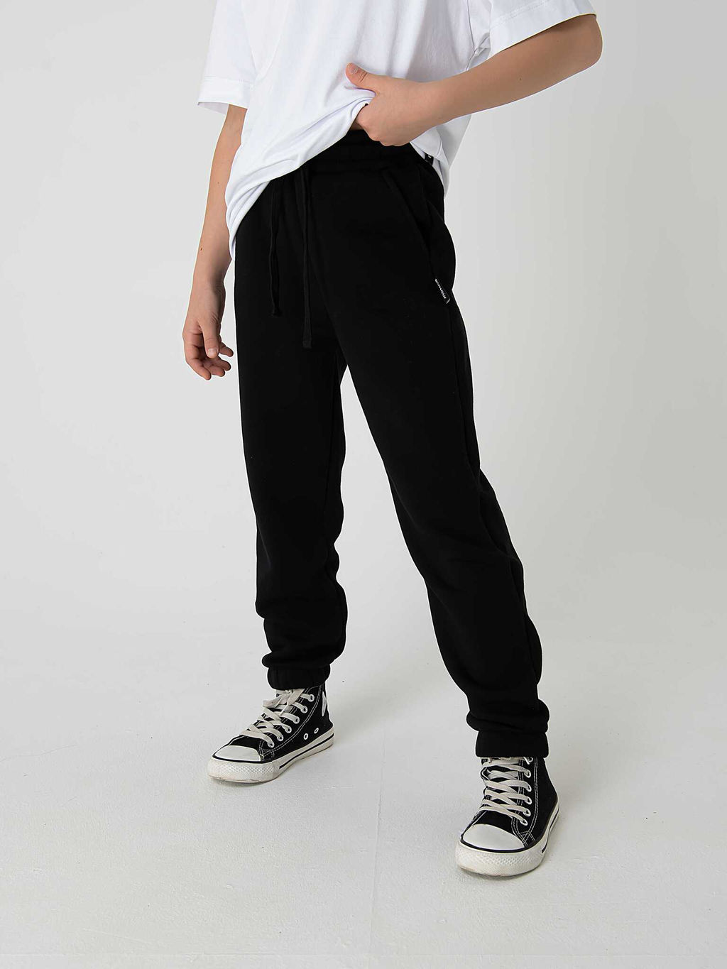 Джоггеры Уголь с карманами утепленные 7+ - Bungly фото 5