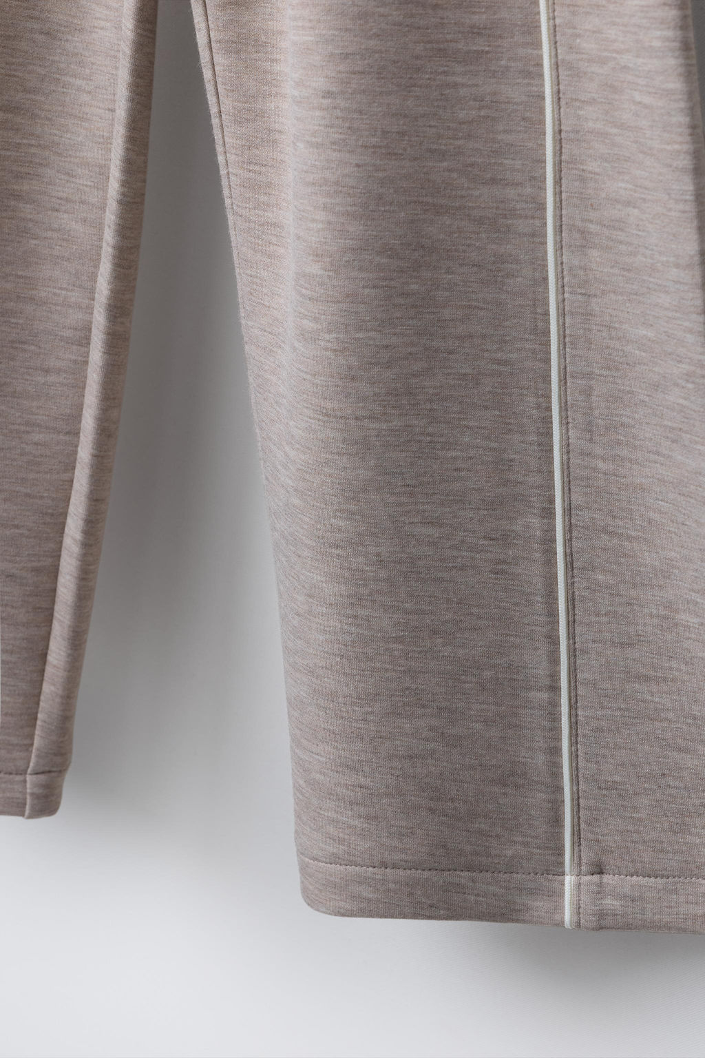 WIDE-LEG GYM TROUSERS WITH CONTRAST TRIMS - Zara фото 10