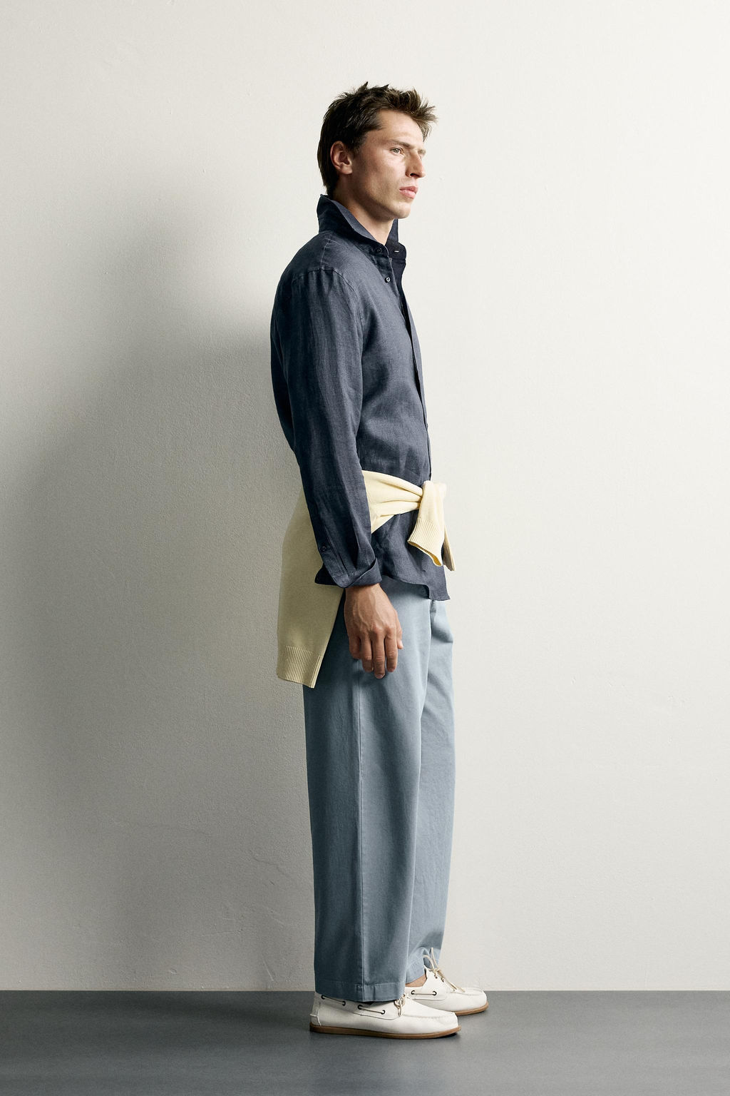 CAMISA REGULAR FIT 100% LINO / Azul / ?ndigo - Zara фото 4