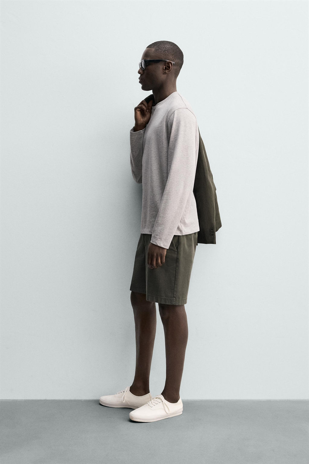 BERMUDA CHINO REGULAR FIT / Khaki