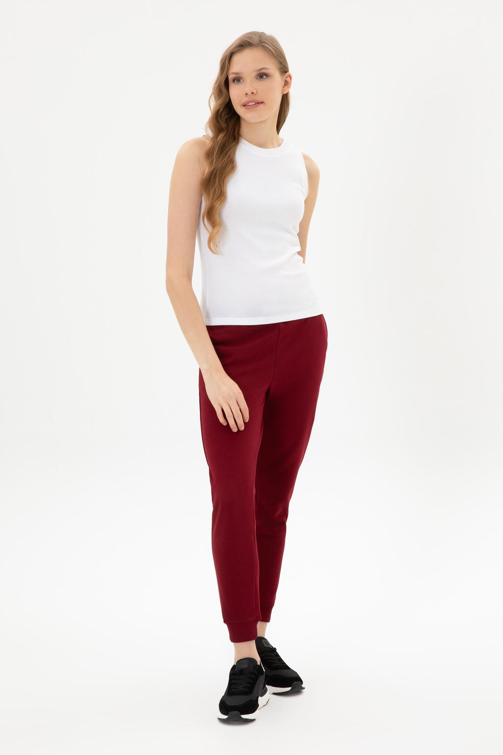 Kad_n Bordo Jogger E_ofman Alt_