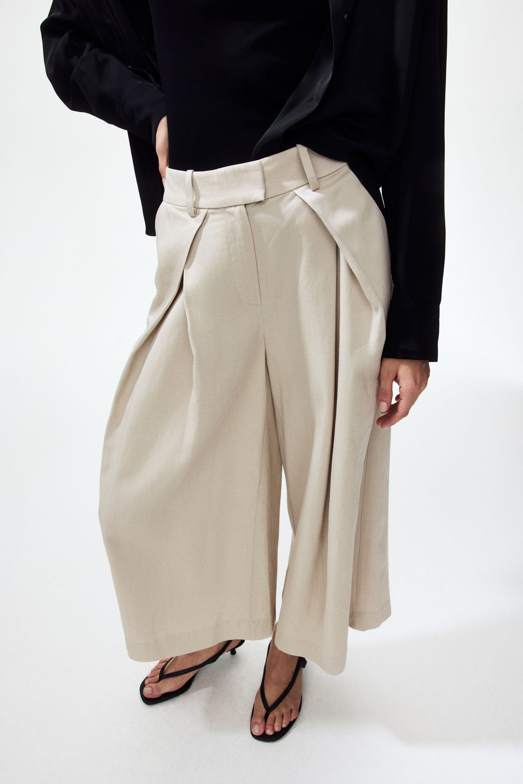 Pantal?n culotte en mezcla de lino con pliegues - H&m фото 4