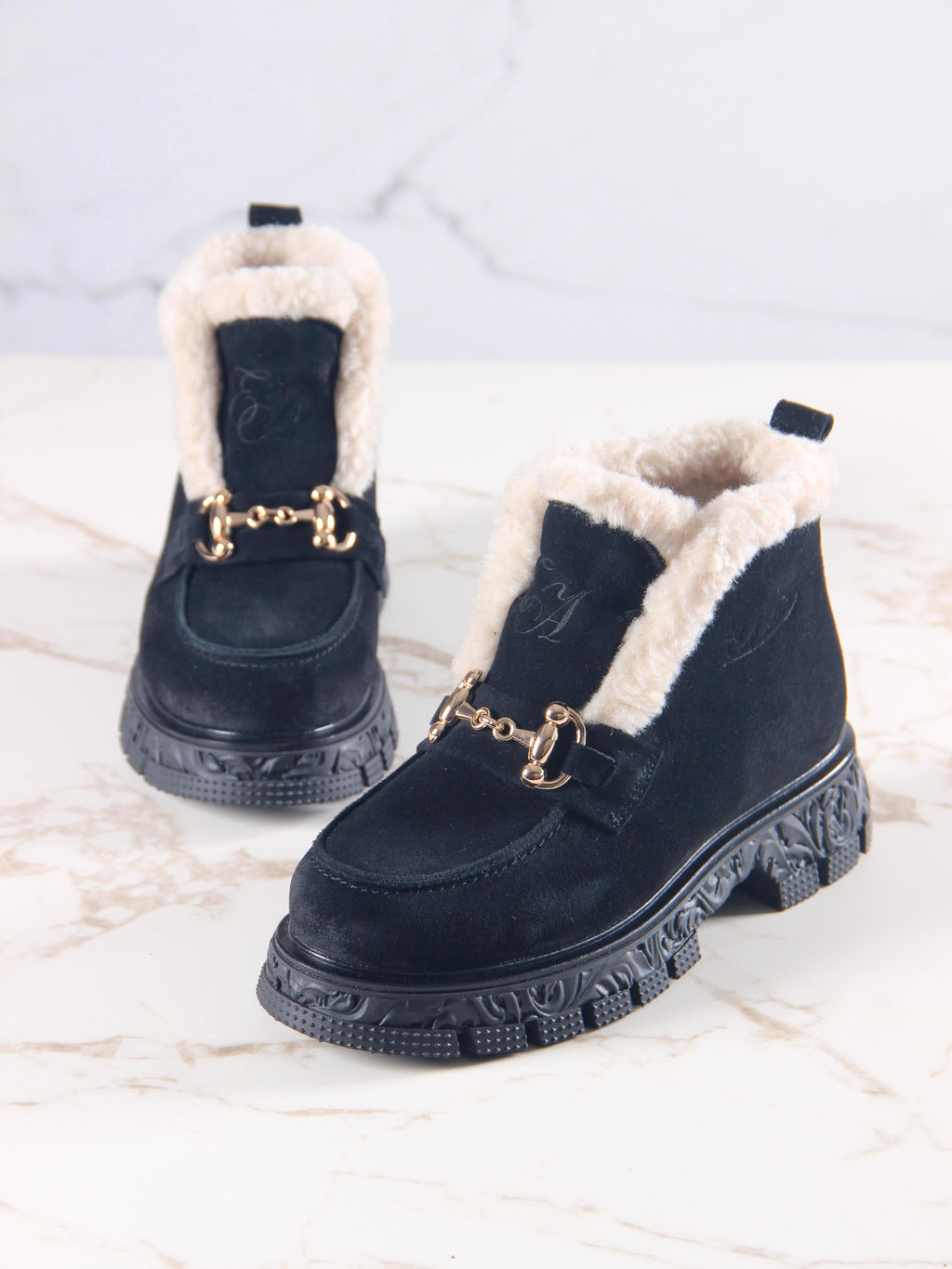 Ботинки 307.PODYUM141 bl.Черная замша/шерсть