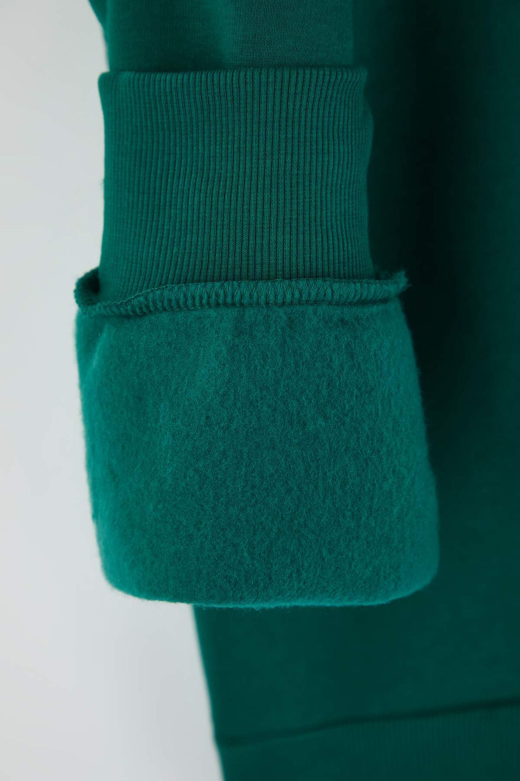 Teen Zumrut Yesili Ay?c?k Nak?sl? Oversize Ici Polarl? Orme Sweatshirt TWOAW26SW00197 - Trendyolmilla фото 3