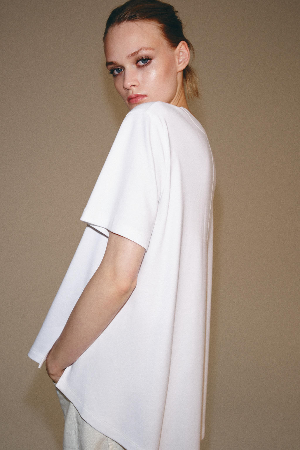 CAMISETA INTERLOCK BOLSILLO / Blanco - Zara фото 3
