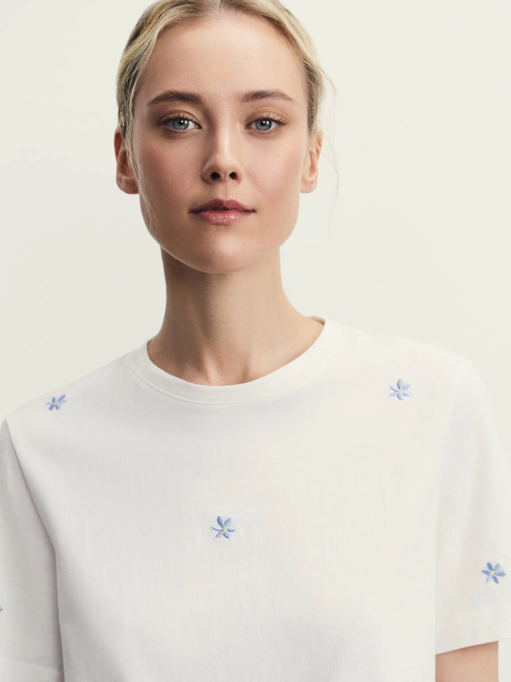 Футболка из хлопка с вышивкой / Zarina фото 7