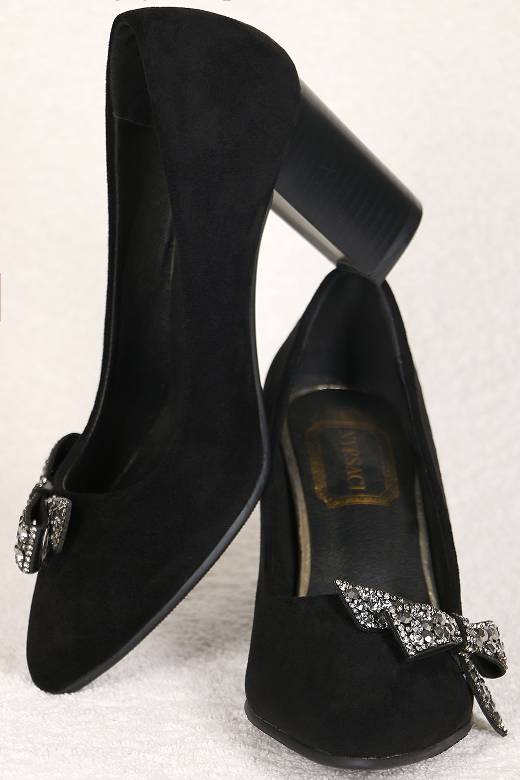 Туфли на каблуке из искусственной замши