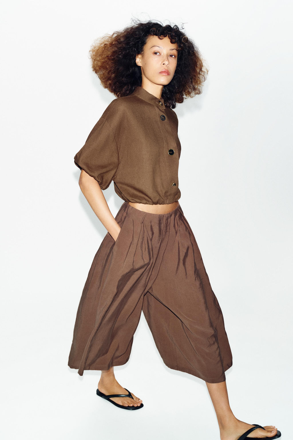BERMUDA LARGA FLUIDA / Mocha - Zara фото 3