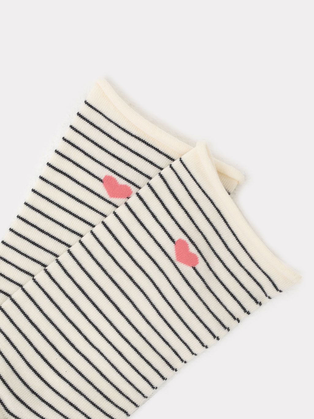 Цена за 5 пар! Носки женские молочно-белые с рисунком в виде сердца и полоски