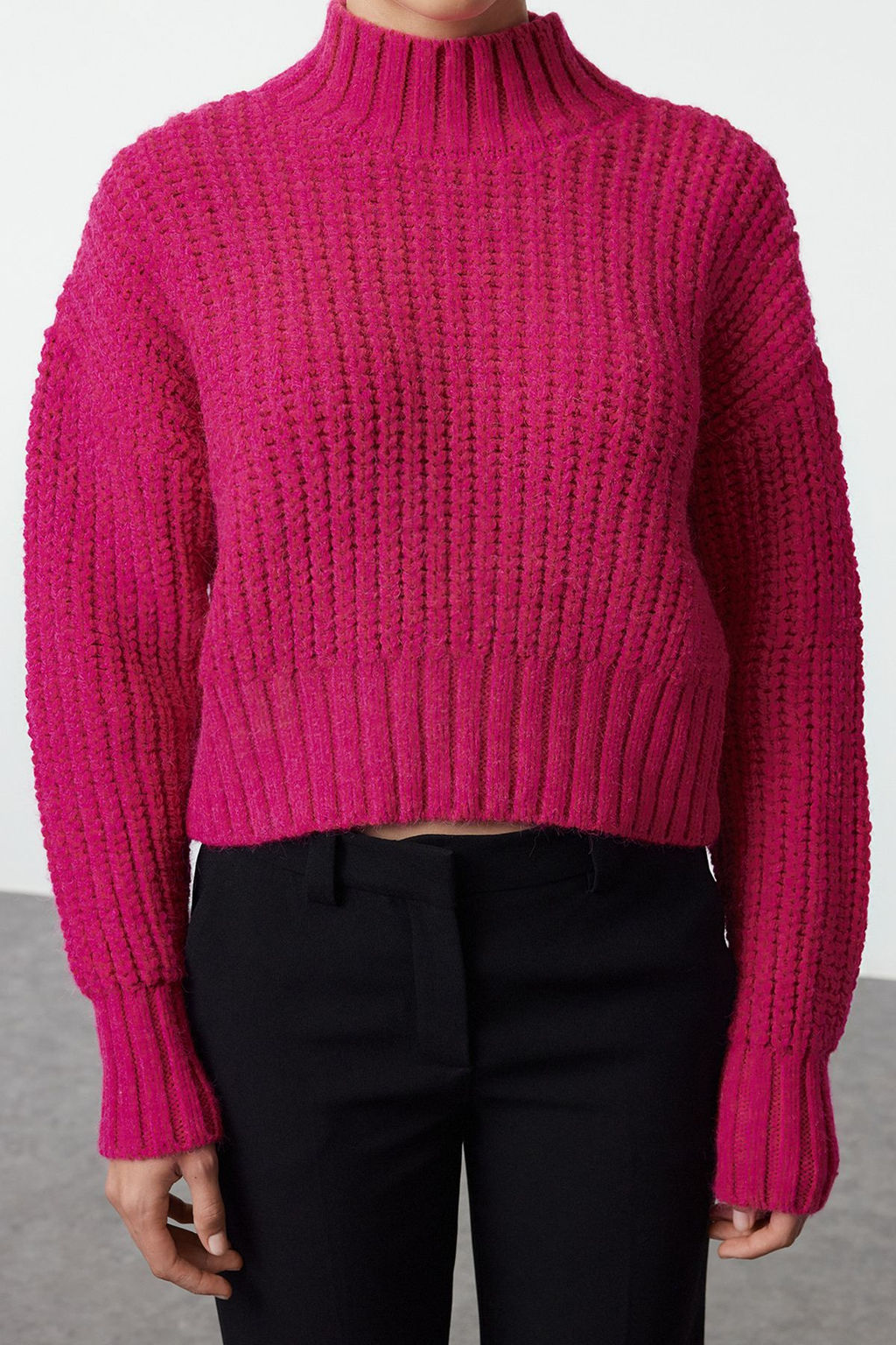 Fusya Crop Yumusak Dokulu Basic Kal?n Orgu Detayl? Triko Kazak TWOAW25KZ00061 - Trendyolmilla фото 3