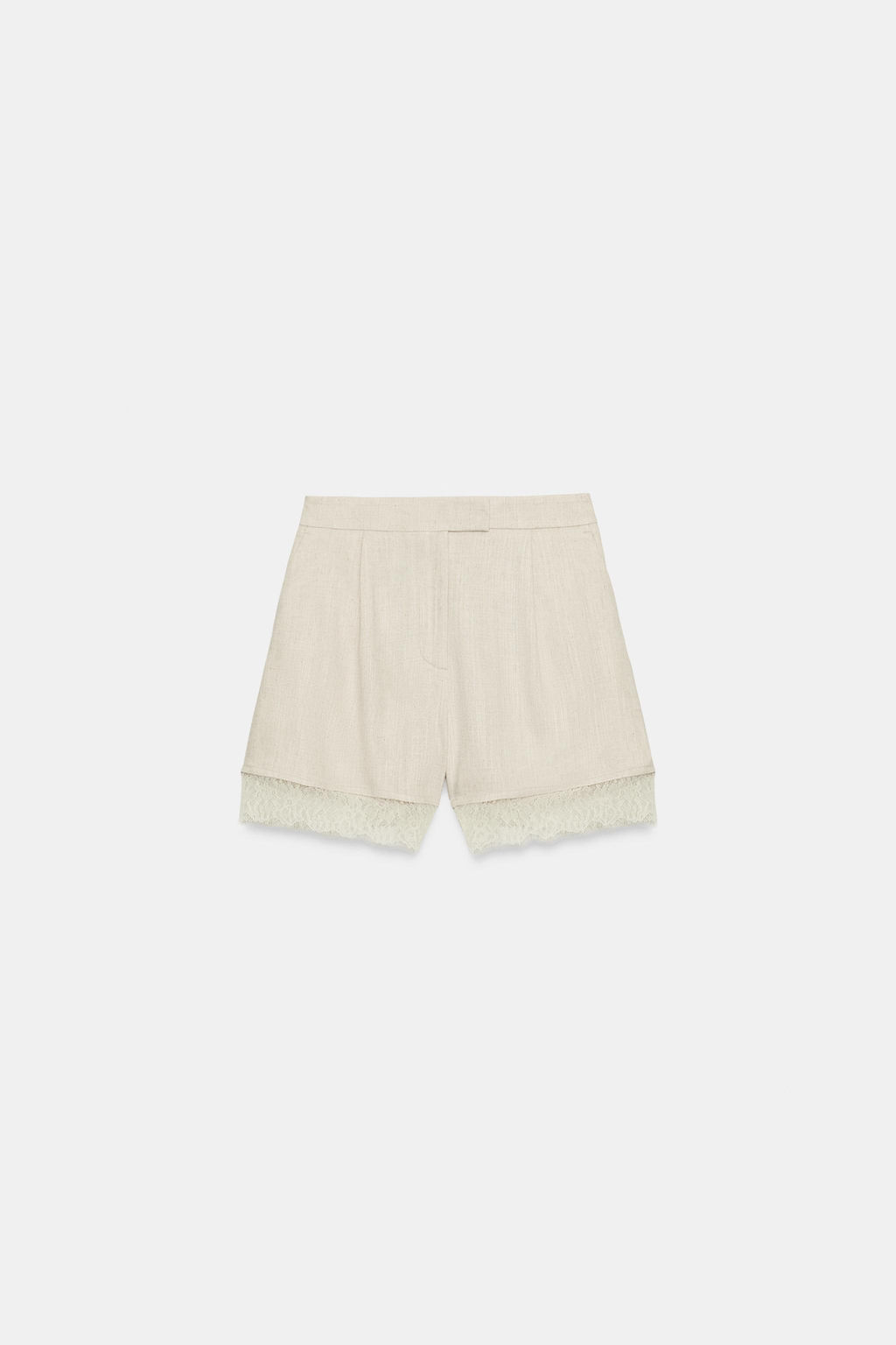 BERMUDA BAJO PUNTILLA / Beige claro