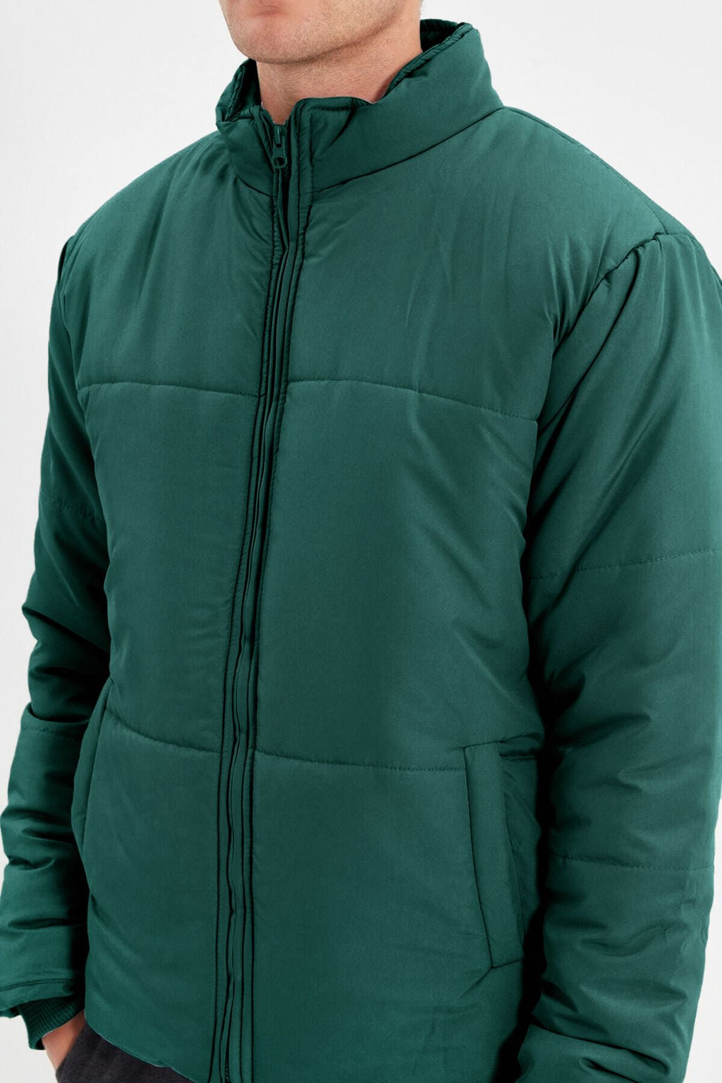 TRENDYOL MAN Koyu Yesil Regular Fit Cepli Ruzgara ve Suya Dayan?kl? Sisme Mont TMNAW22MO0091 - Trendyolmilla фото 20