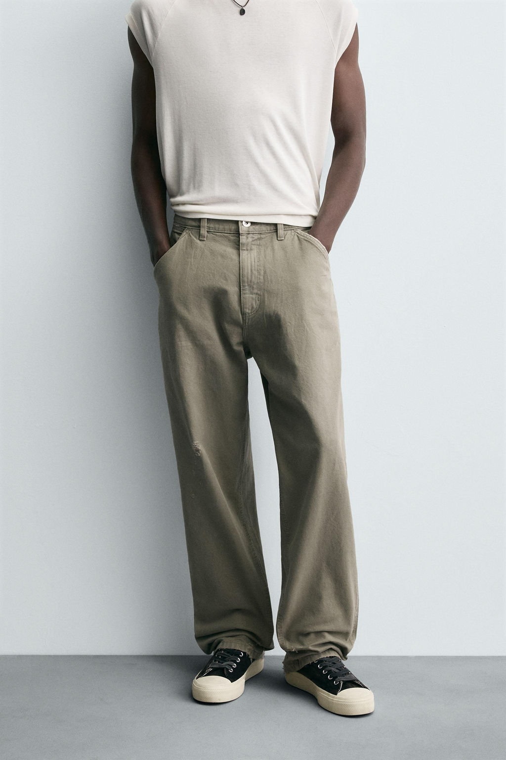 WASHED EFFECT CARPENTER TROUSERS - Zara фото 2