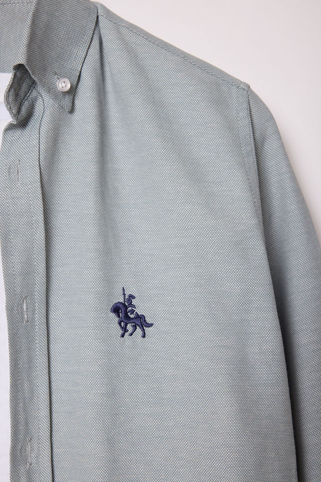 Haki Regular Fit Nak?s Detayl? Smart Gomlek TMNAW25GO00036