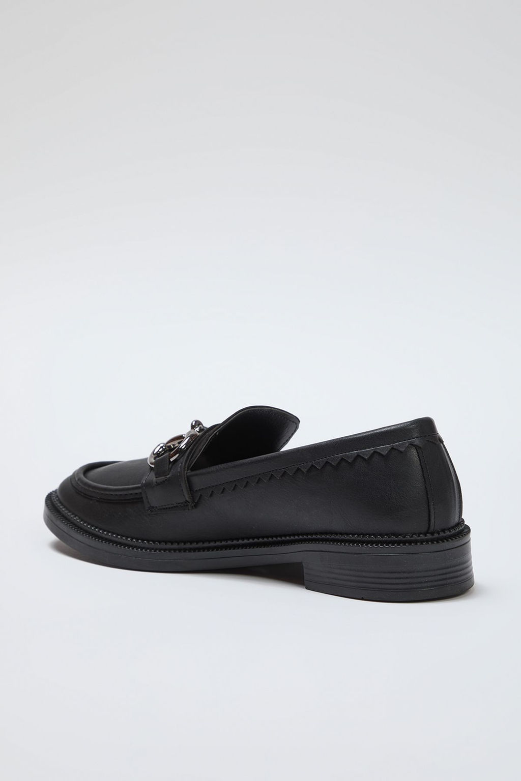 Trendyol Shoes Siyah Toka Detayl? Duz Kad?n Loafer Ayakkab? TAKSS25LA00002 - Trendyolmilla фото 11