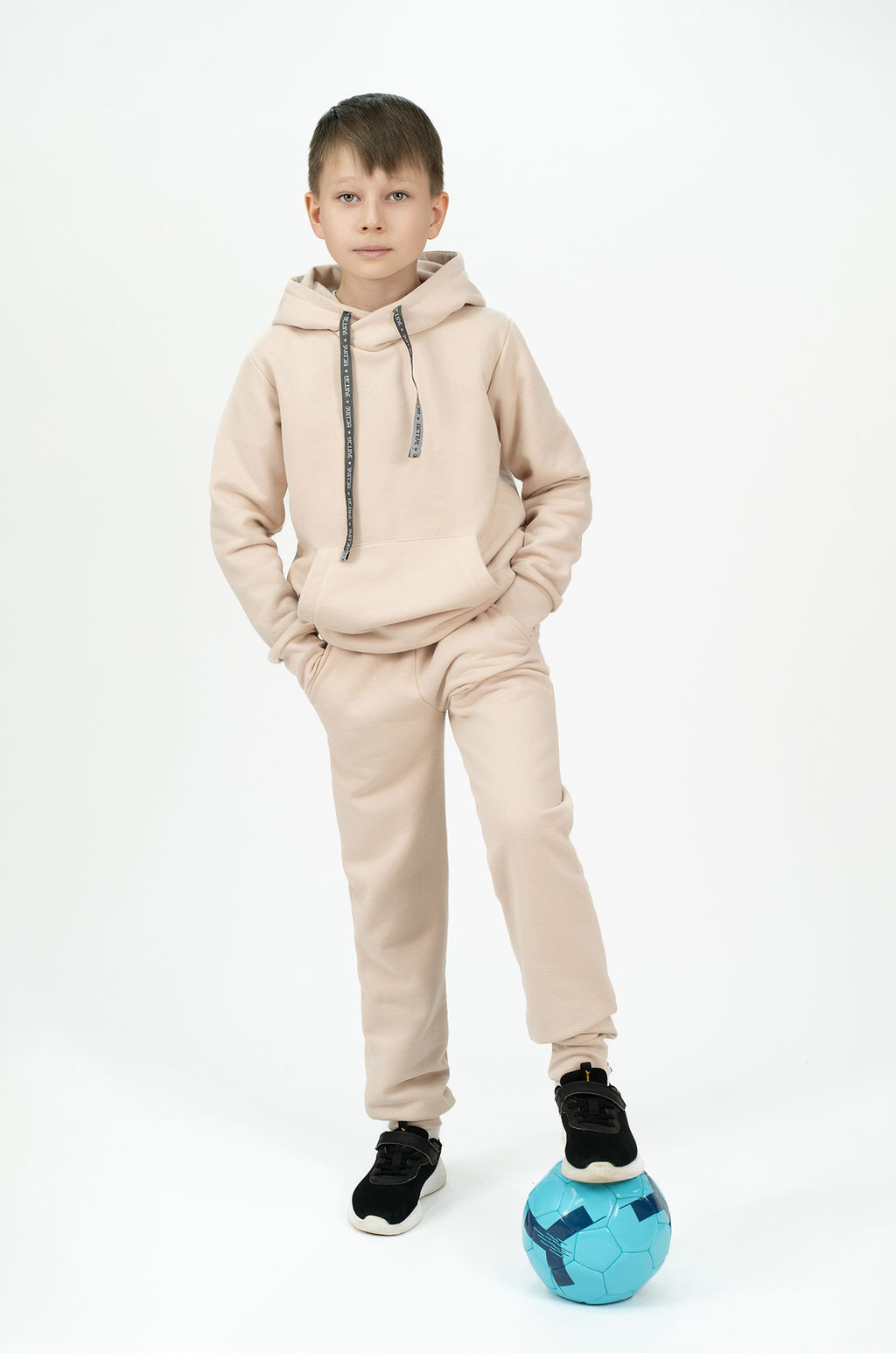 Костюм детский спортивный крем