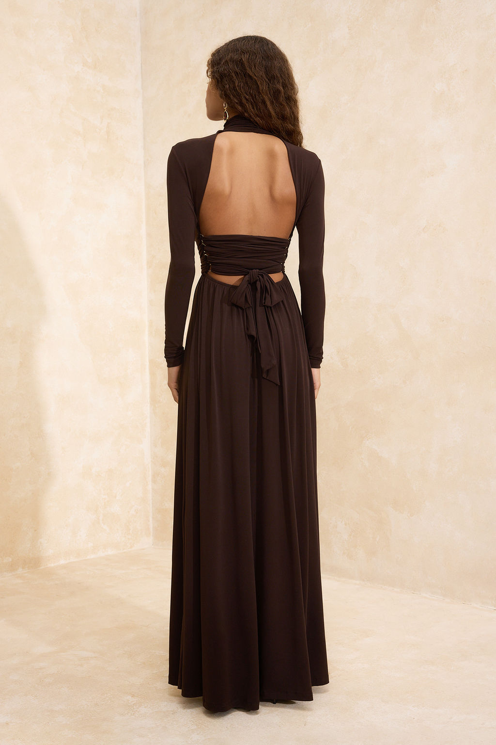 Kahverengi Aksesuar Detayl? Orme Maxi Abiye & Mezuniyet Elbisesi TPRSS26AE00004 - Trendyolmilla фото 10