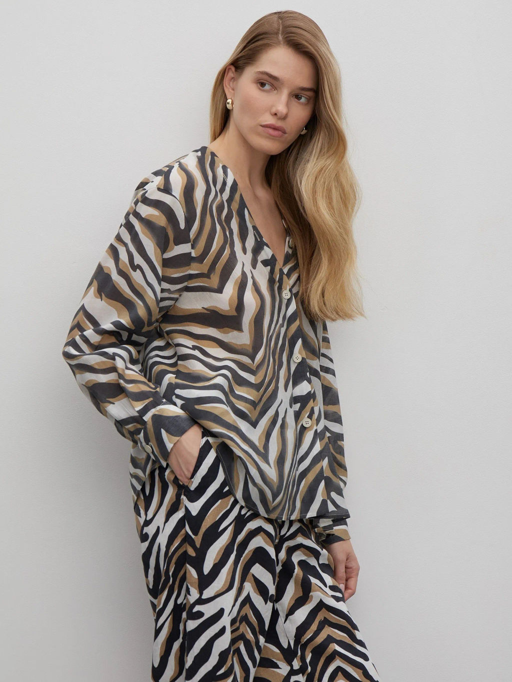 Рубашка с принтом - Emka фото 4