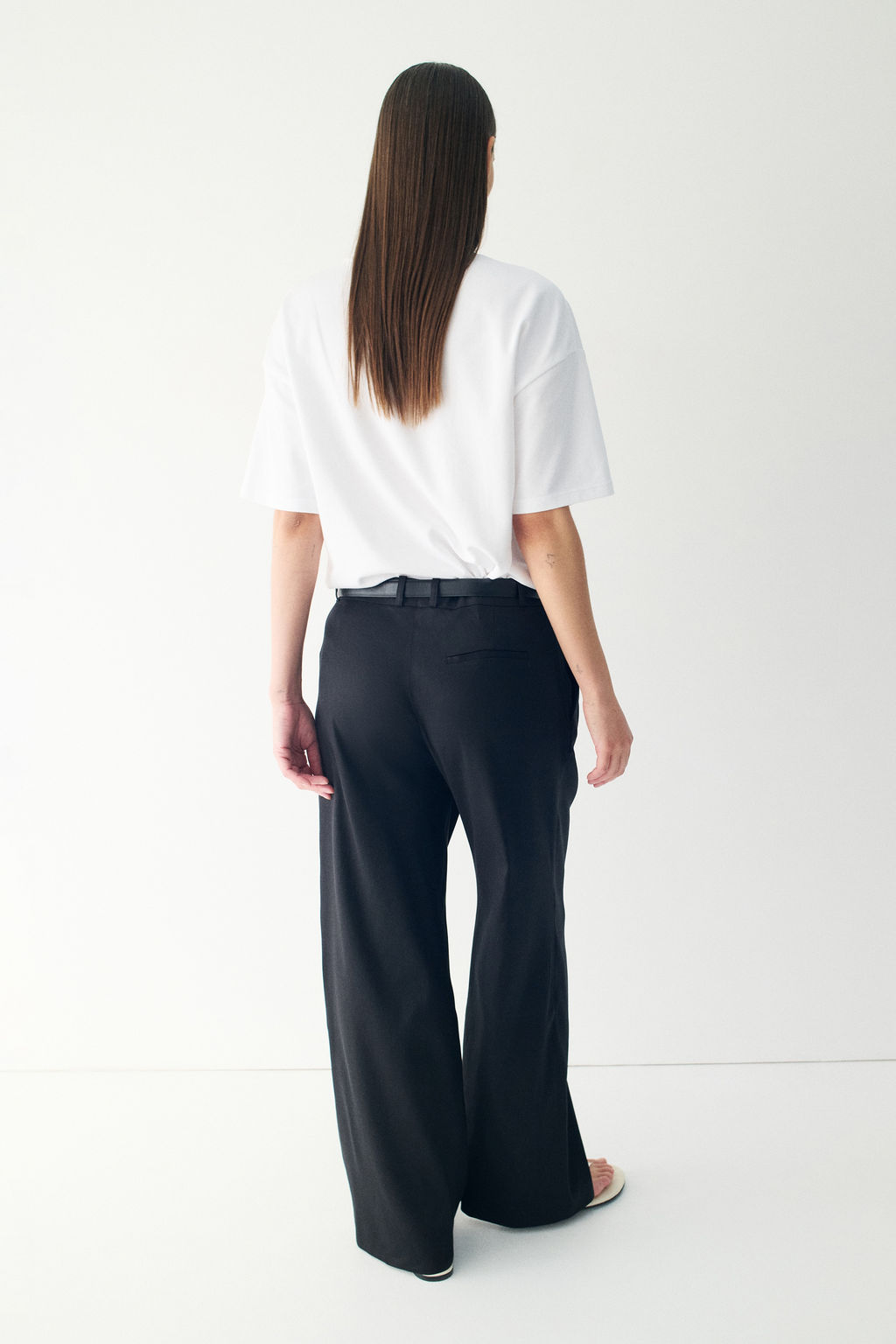 Pantal?n sastre amplio en mezcla de lino Easy Care - H&m фото 5