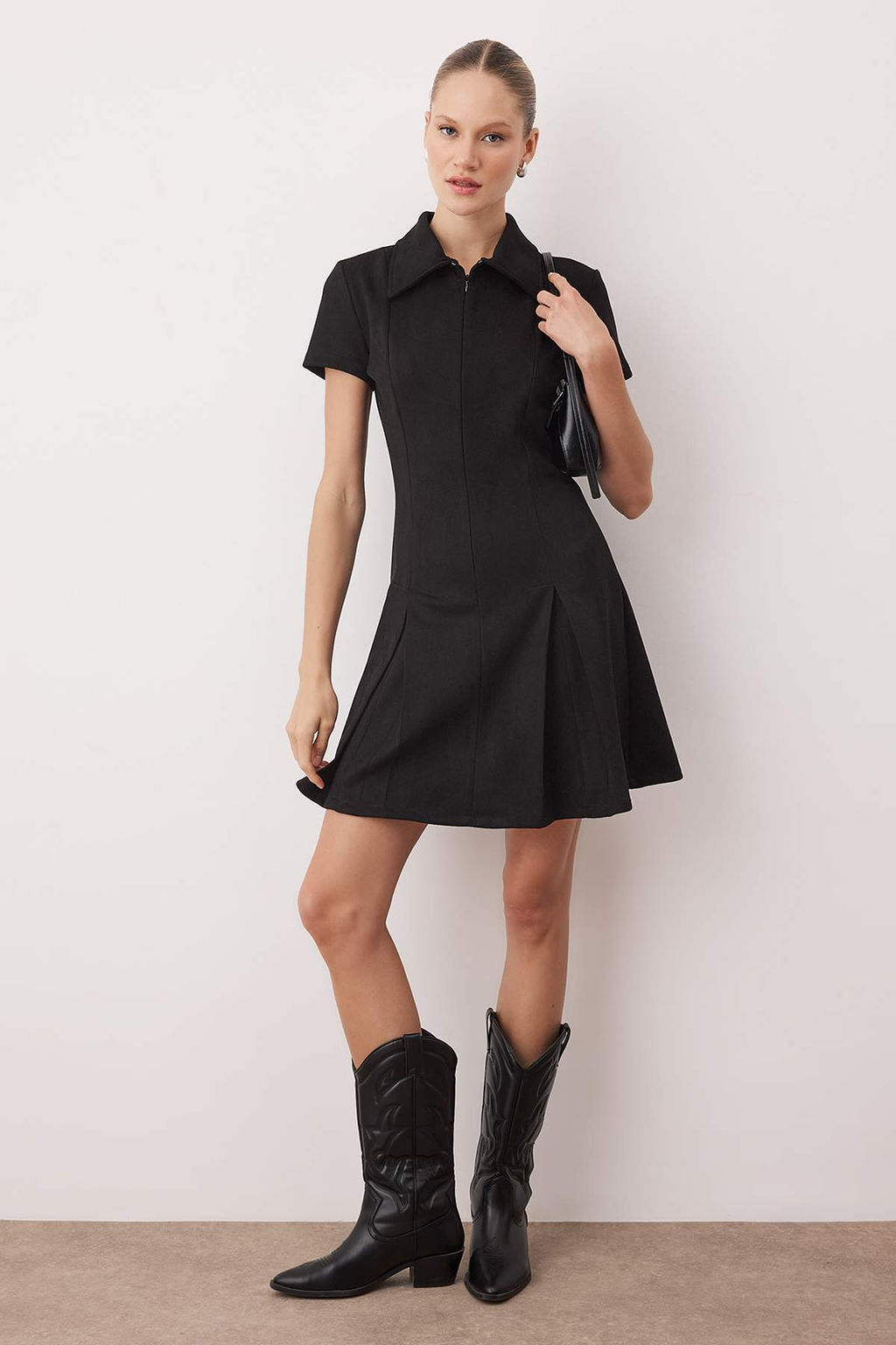 Siyah Suet Polo Yaka Fermuarl? A-line Duz Midi Orme Elbise TWOAW26EL00324 - Trendyolmilla фото 2