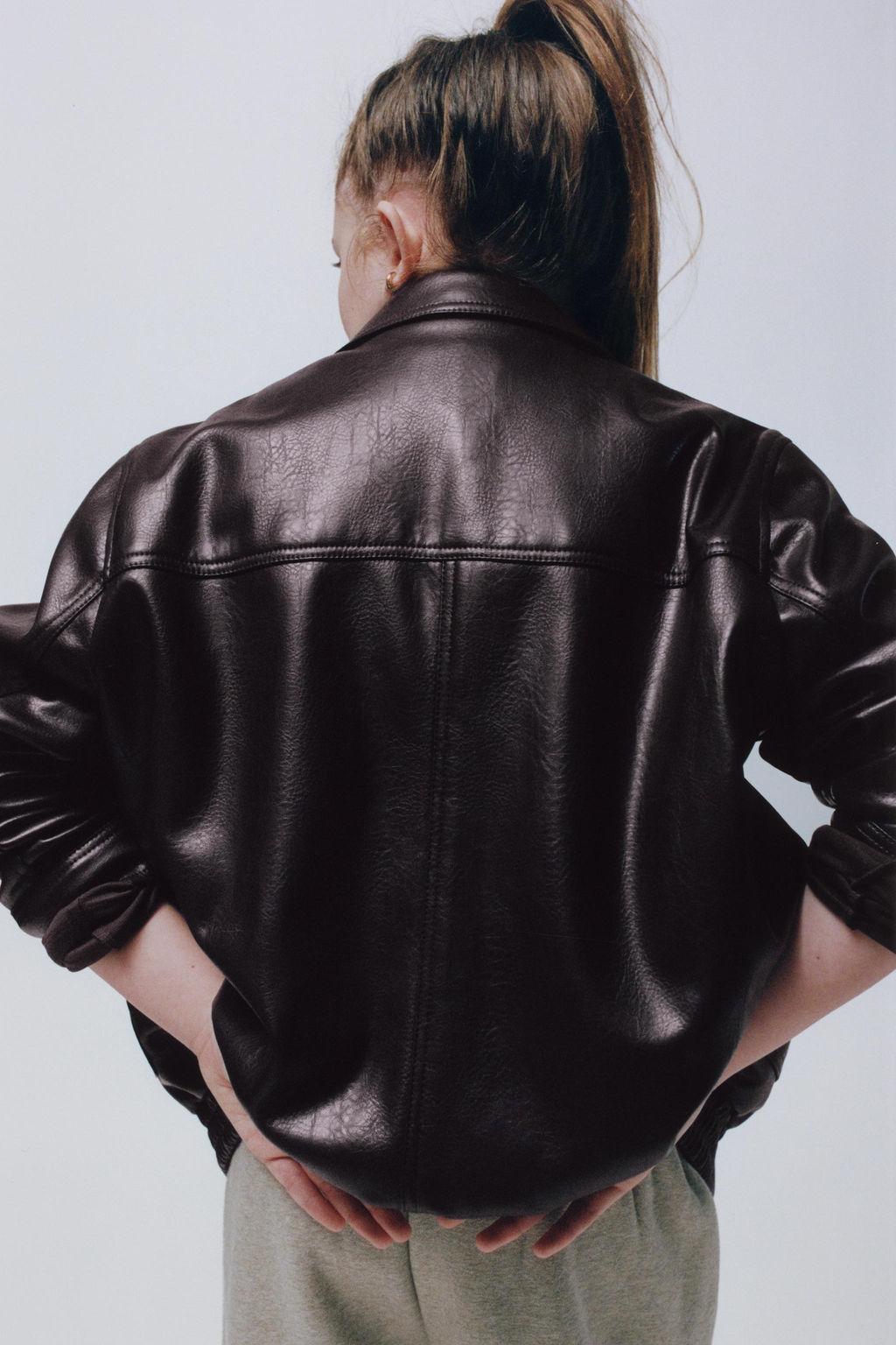 FAUX LEATHER JACKET WITH POCKETS - Zara фото 9
