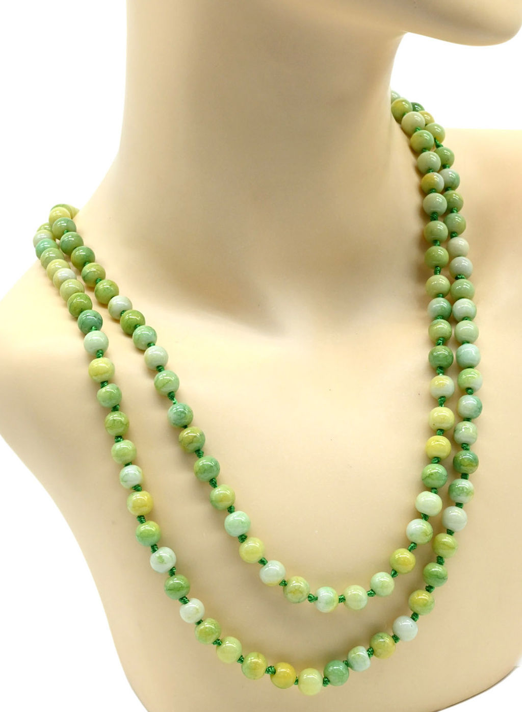 Бусы длинные из камня кальцит шарик 8мм цв.желто-зеленый, 110см
