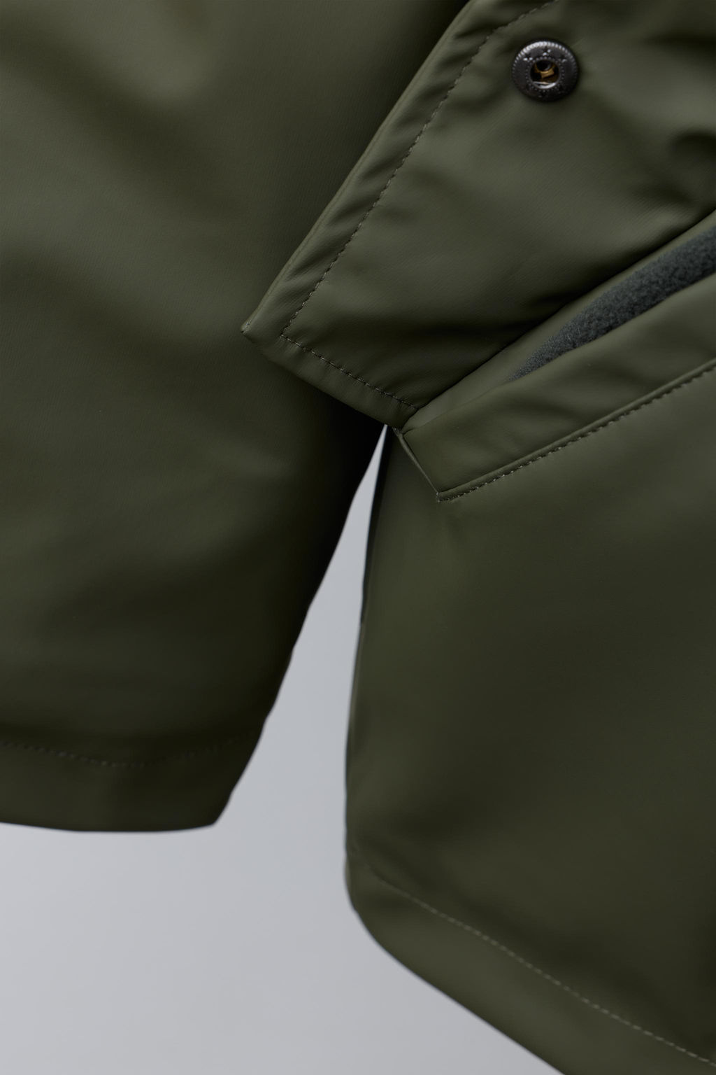 WATER-REPELLENT RUBBERISED PARKA - Zara фото 6