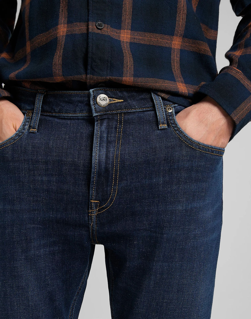 Джинсы мужские