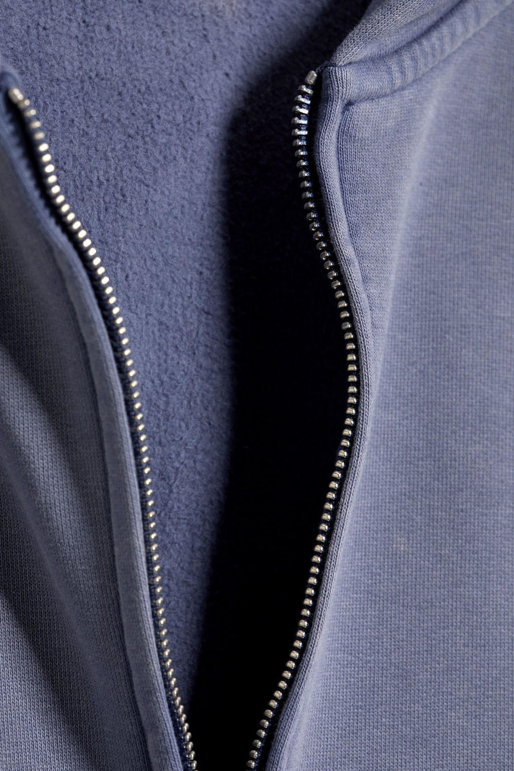 Sudadera boxy con capucha y cremallera - H&m фото 3