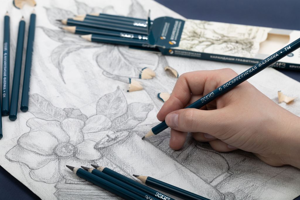 ВКФ Эскиз 8B-1700 Набор графитных карандашей заточенный ассорти 16 х 8 шт. 12М(12B), 10М(10B), 8М(8B), 6М(6B), 4М(4B), 2М(2B), М(B), ТМ(HB)