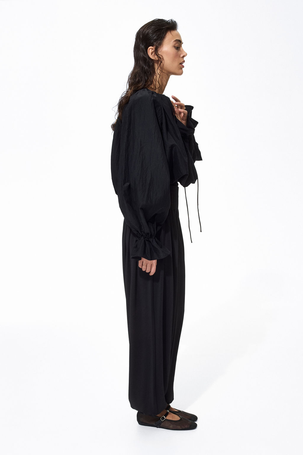 Pantal?n plisado con perneras barrel - H&m фото 5