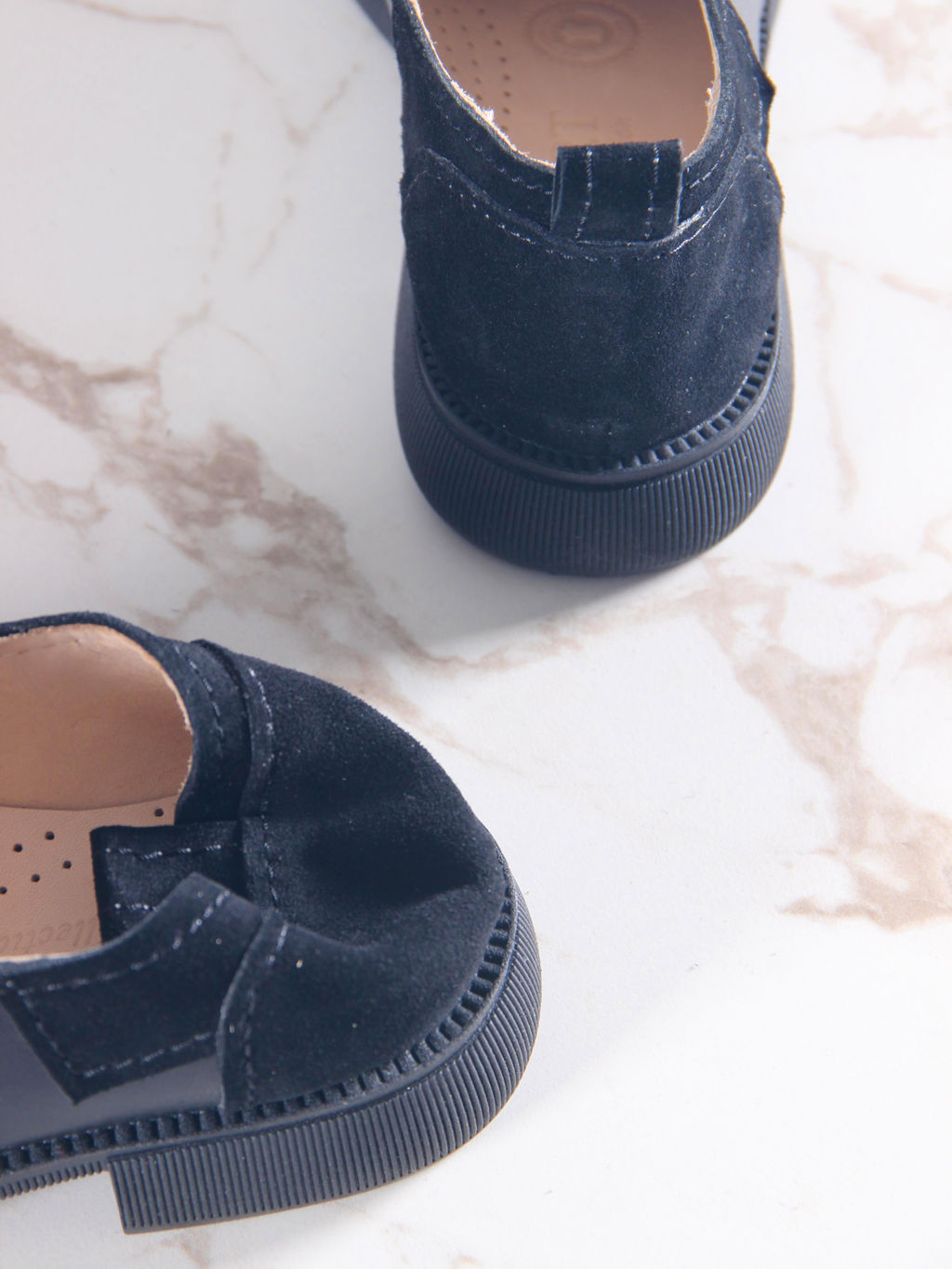 Полуботинки туфли 205.патрицияbl. черный черная замша