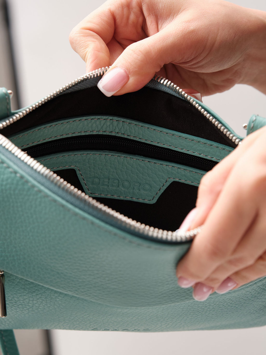 Кожаная сумка Deboro 3017 мутный минт