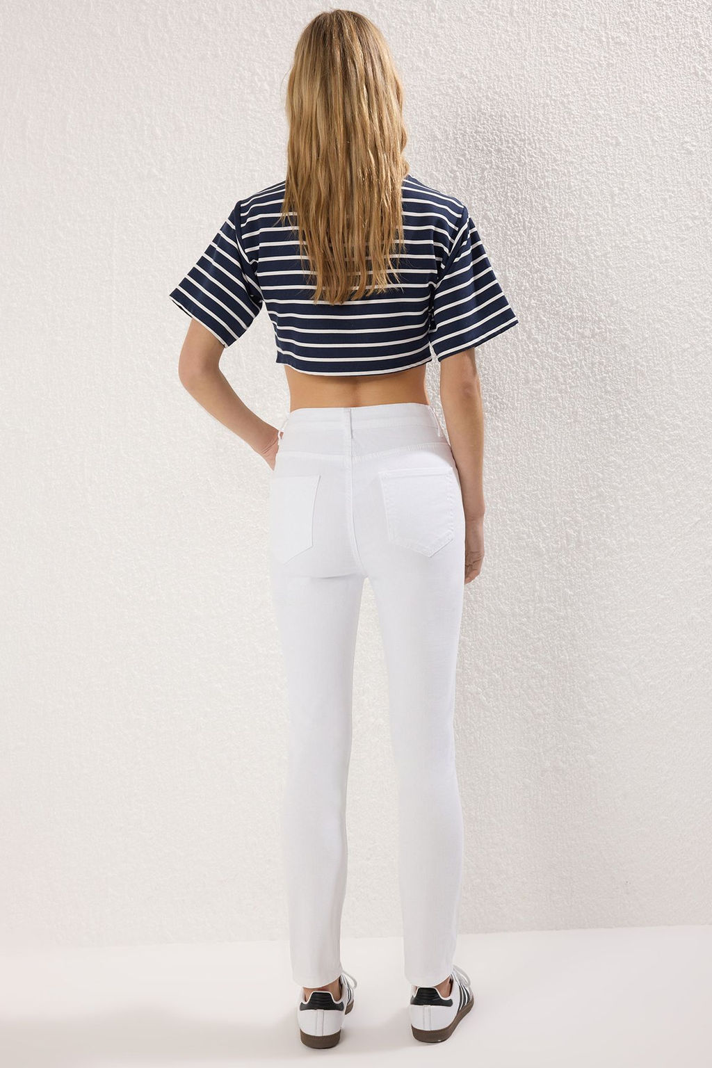 Beyaz Yuksek Bel Skinny Jeans TWOSS25JE00306 - Trendyolmilla фото 4