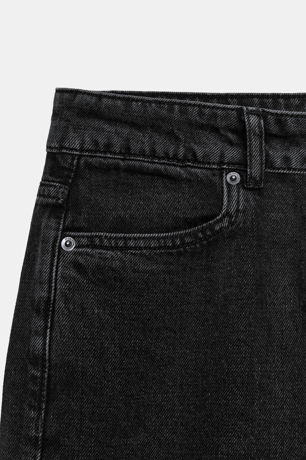 BERMUDA DENIM TIRO MEDIO ZW COLLECTION / Negro - Zara фото 6