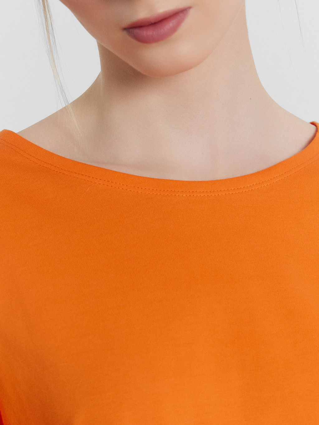 Лонгслив женский оверсаз оранжевый искра 122768 - Mark formelle фото 5