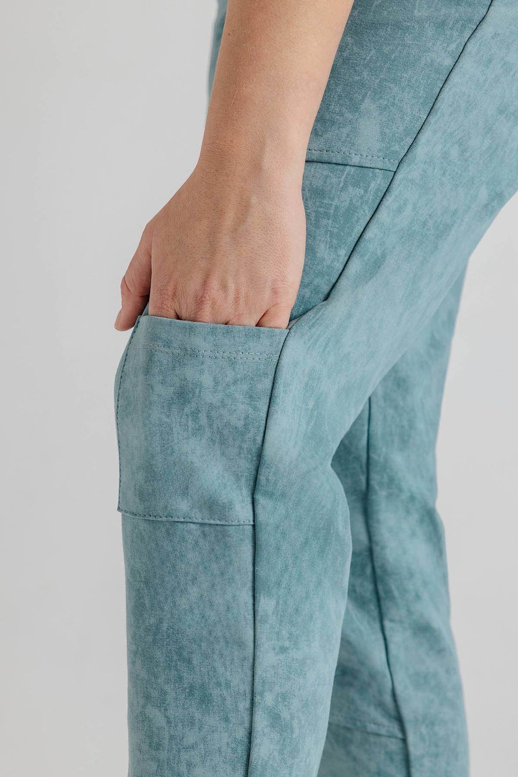 Брюки женские 102/25/Бирюзовый варёнка