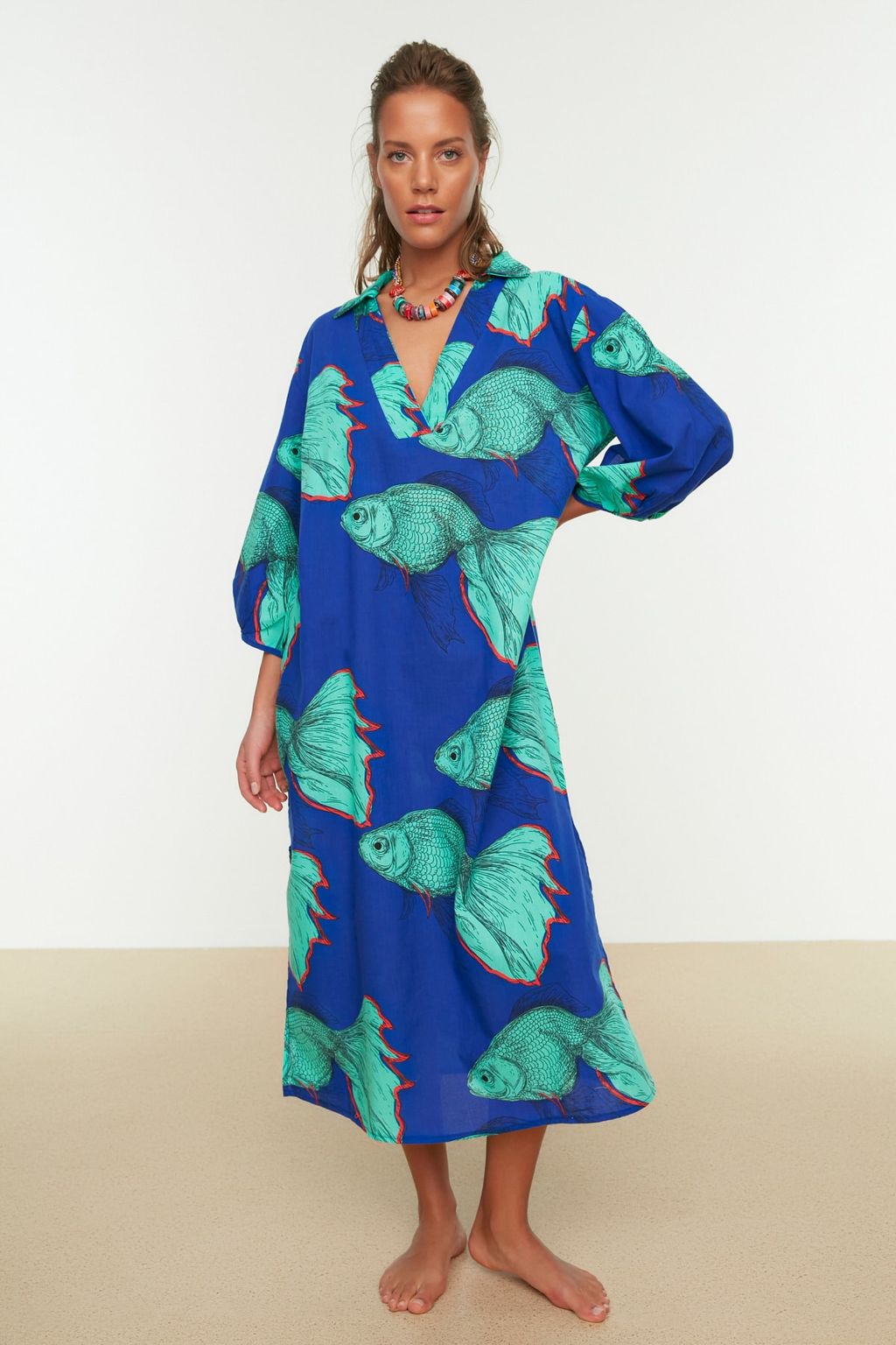 TRENDYOLMILLA Bal?k Desenli Genis Kal?p Dokuma %100 Pamuk Midi Plaj Elbisesi TBESS22EL0009 фото 10