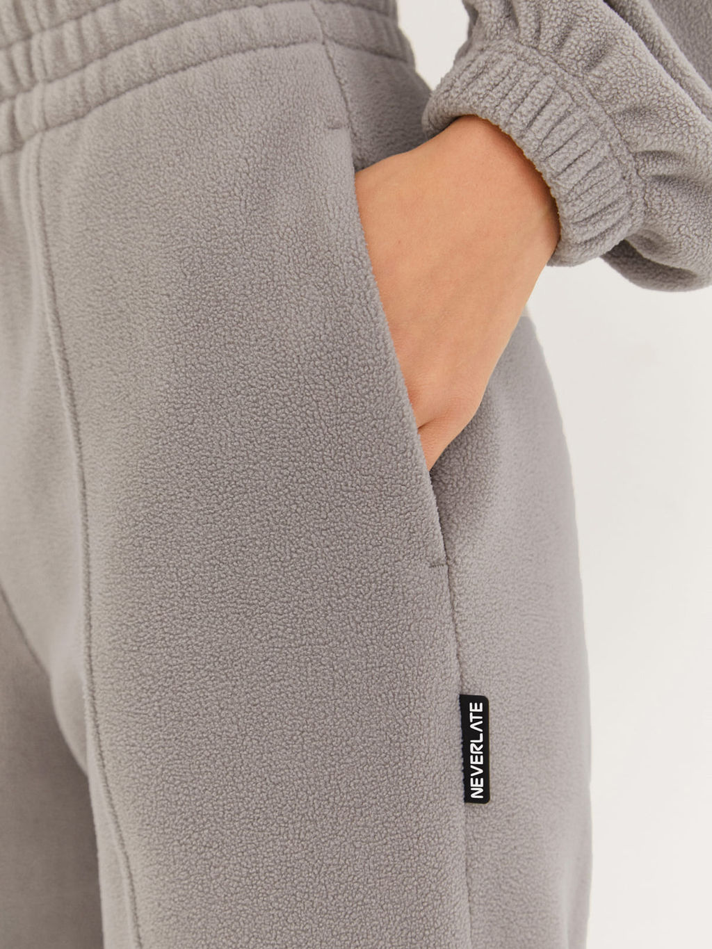 Женский спортивный костюм из флиса - NEVERLATE фото 3