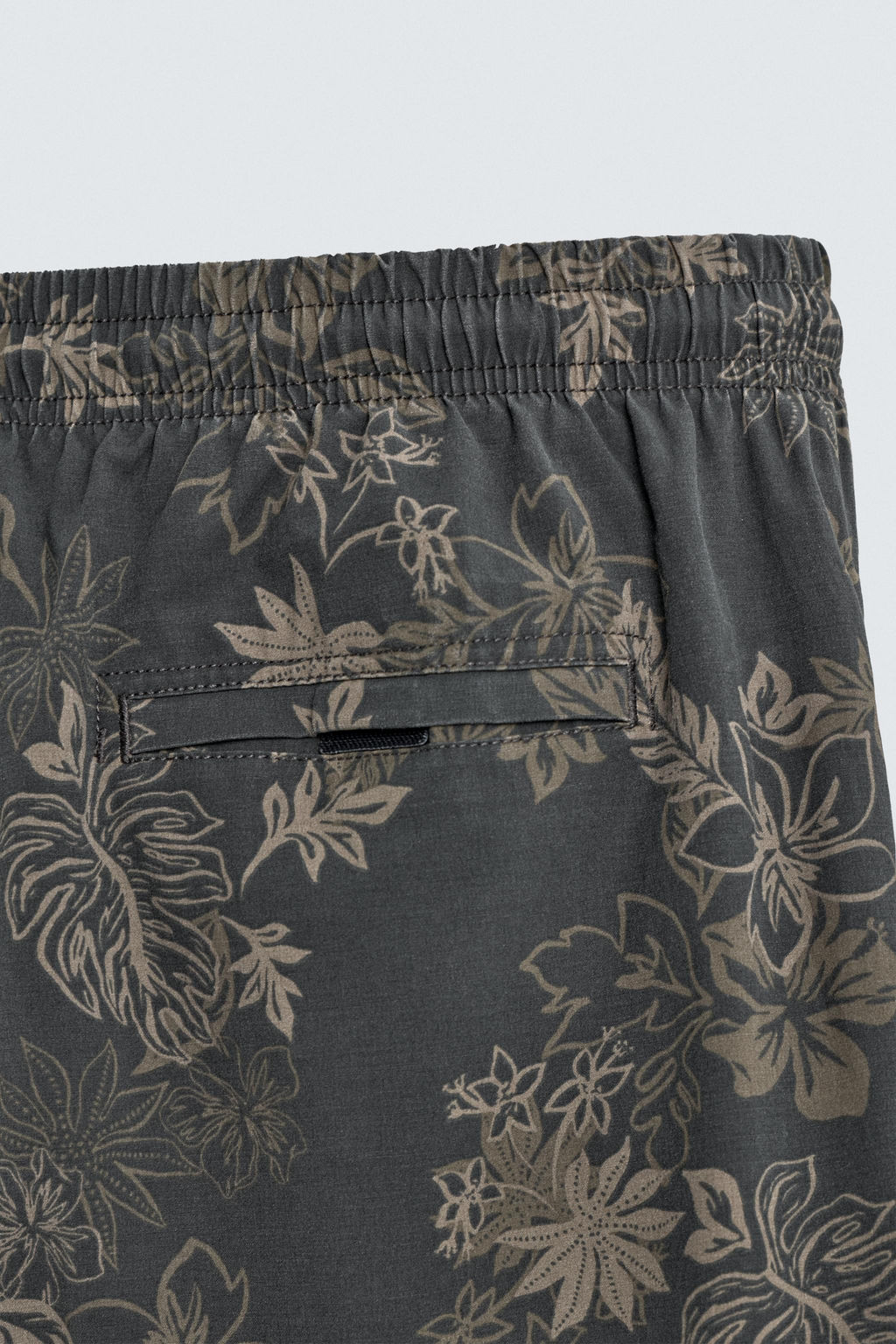 BA?ADOR LARGO ESTAMPADO FLORAL / Grises - Zara фото 9