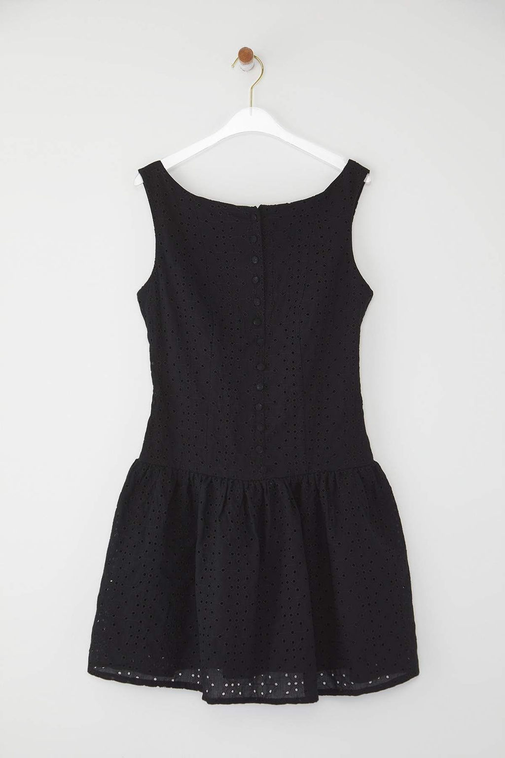 TRENDYOLMILLA Limited Edition Beyaz Etegi Belden Ac?lan Dugme Detayl? Brode Mini Dokuma Elbise TWOSS25EL00521 фото 10