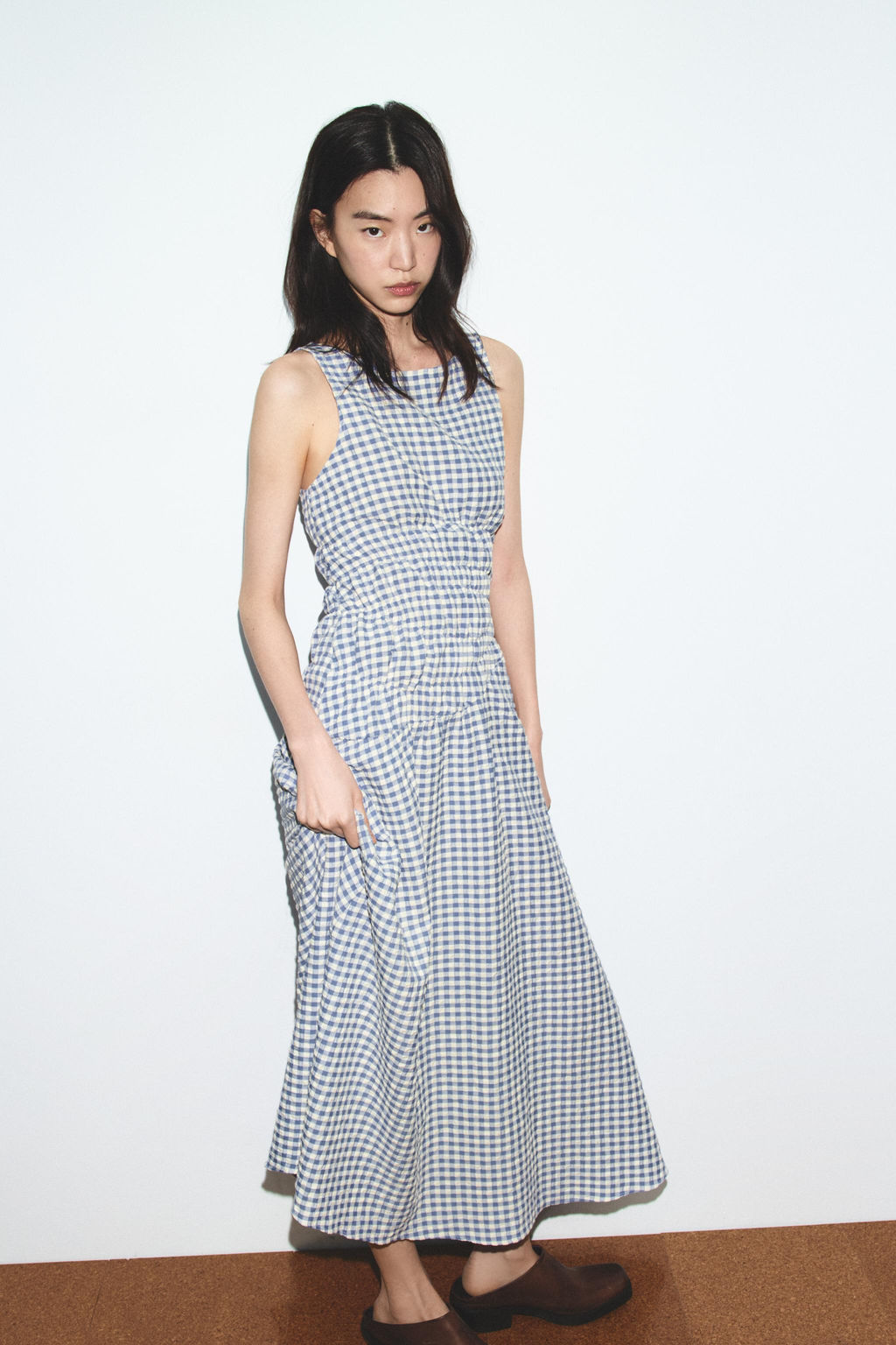 GINGHAM CHECK MIDI DRESS - Zara фото 10