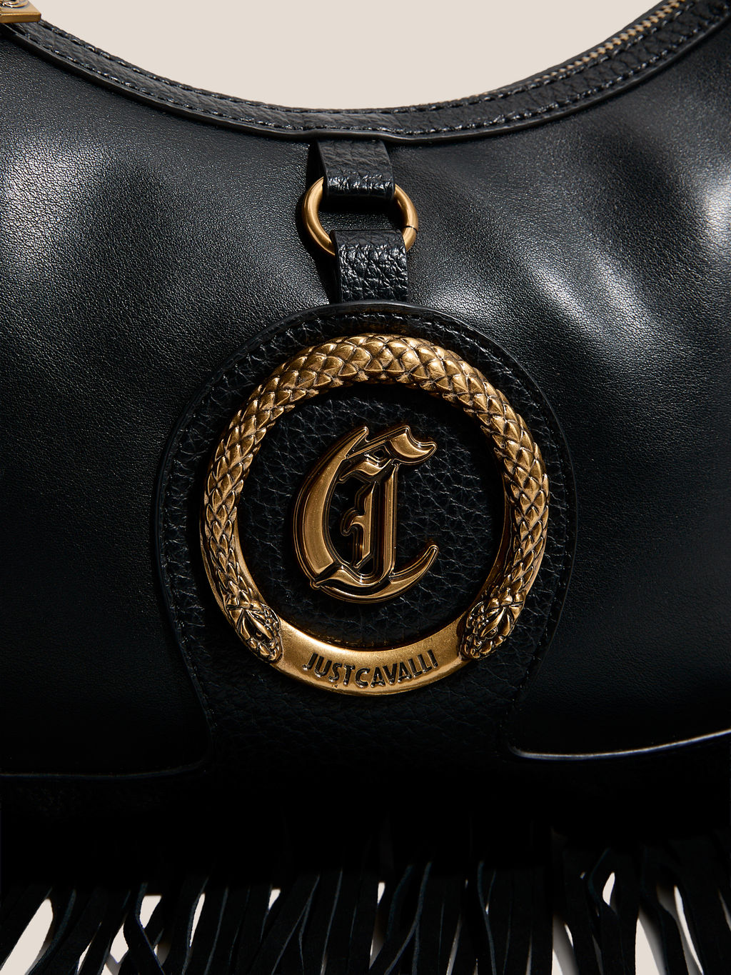 Женская сумка на плечо JUST CAVALLI ASCOT W/FRINGES Артикул 4450874, черный  фото 2