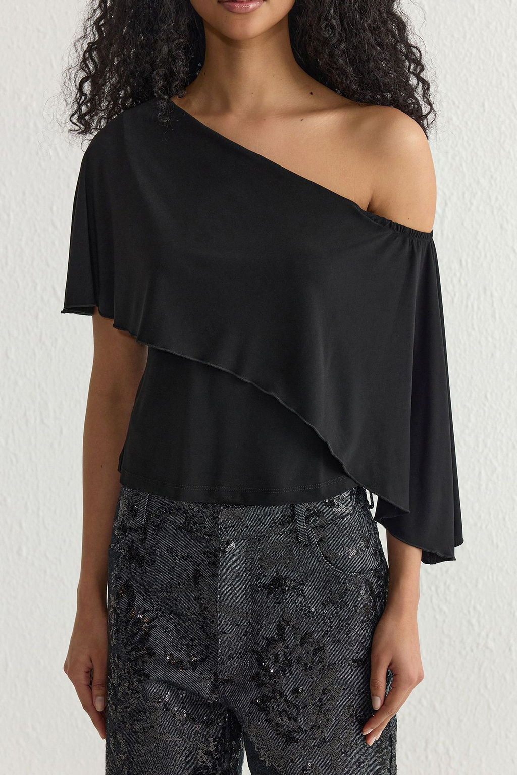 Trendyolmilla Siyah Asimetrik Pelerin Yaka Orme Bluz TPRSS25BZ00025 фото 3