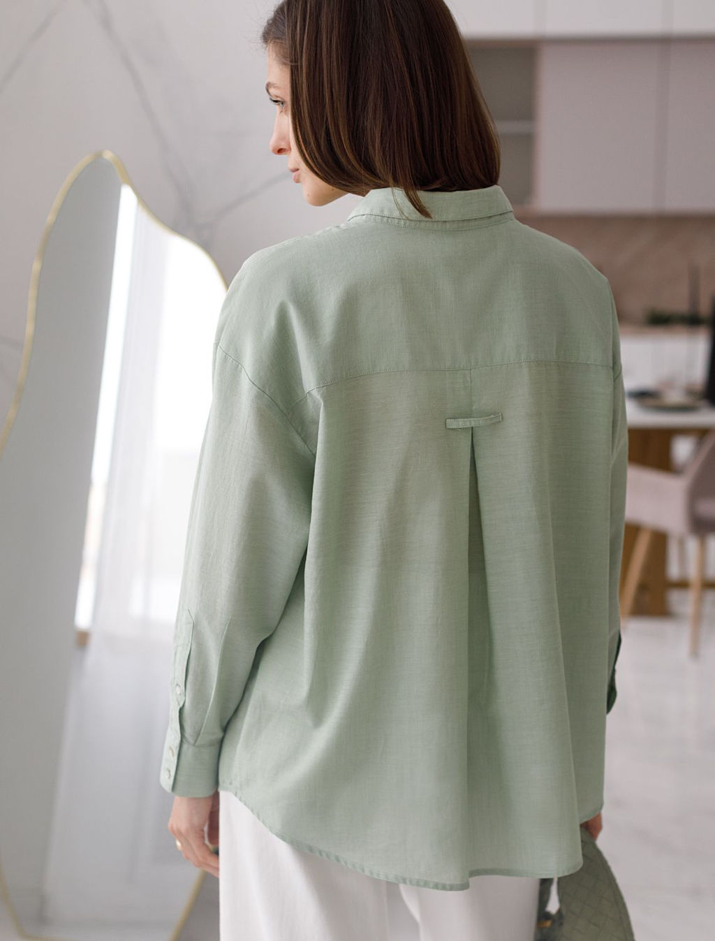 Блузка свободная с карманом из хлопка - Vilatte фото 3